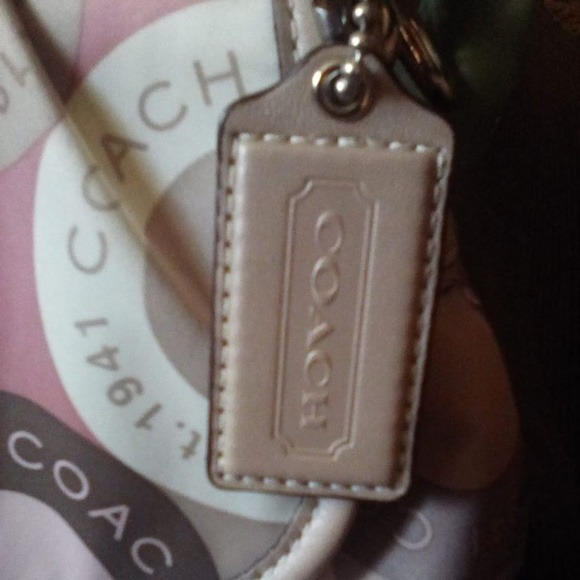 Short Strapped - OFFICIAL COACH - Purse - Picture 6 of 8